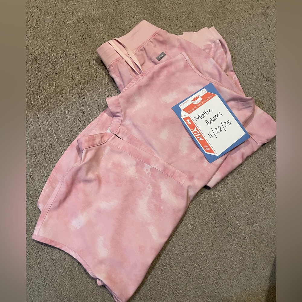 Figs Marbled Rose Scrub Set